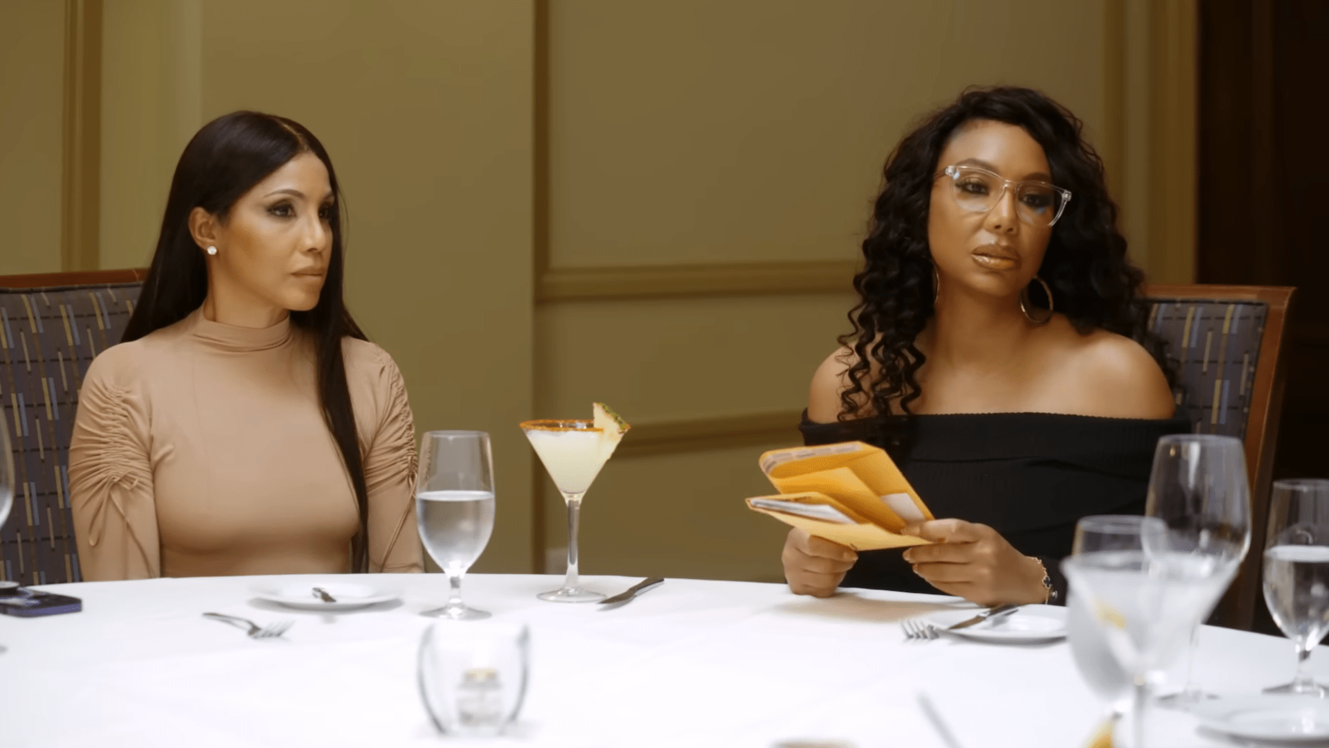 Breaking Down Toni and Tamar Braxton's Shocking Fight on 'The Braxtons'