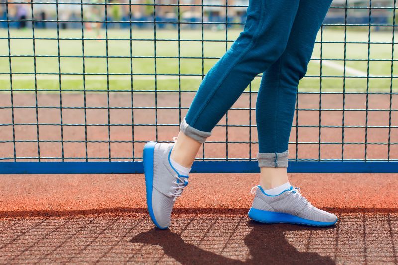 Mengapa Sepatu Padel Cepat Panas dan Dampaknya?