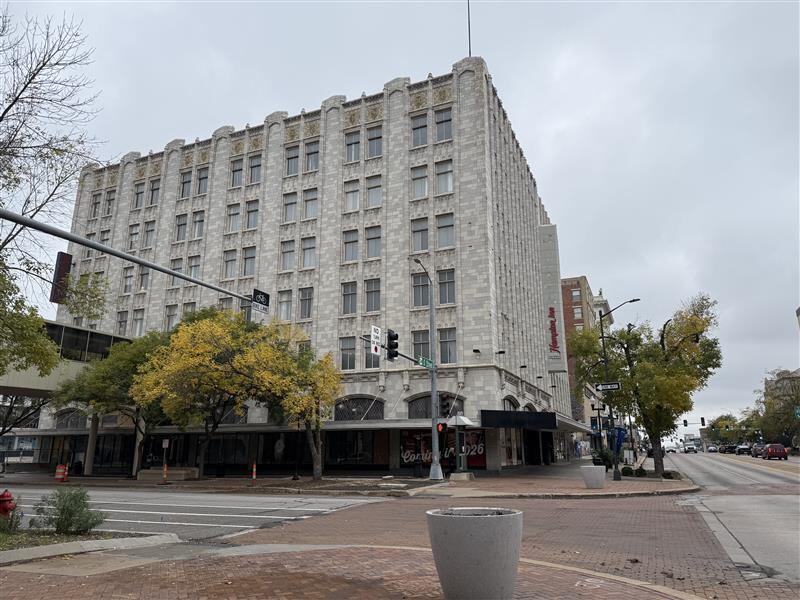 Historic Gold’s Building reopens as Hampton Inn in downtown Lincoln