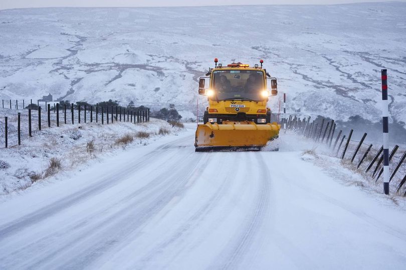 UK snow forecast: Exact date snow to hit as temperatures plummet to -1C