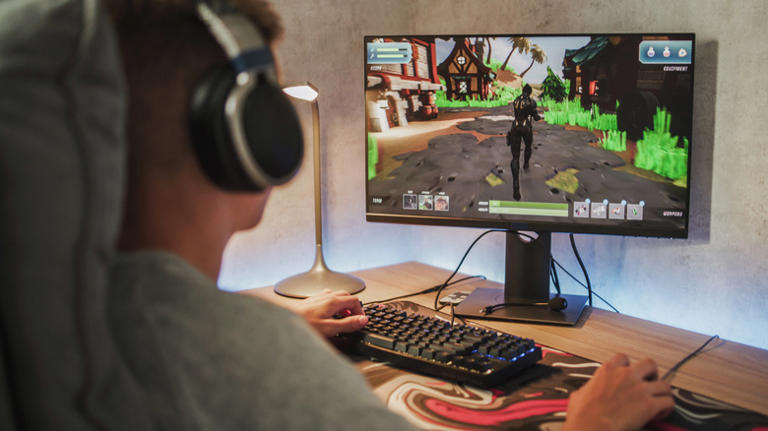 gaming monitor with USB hubs