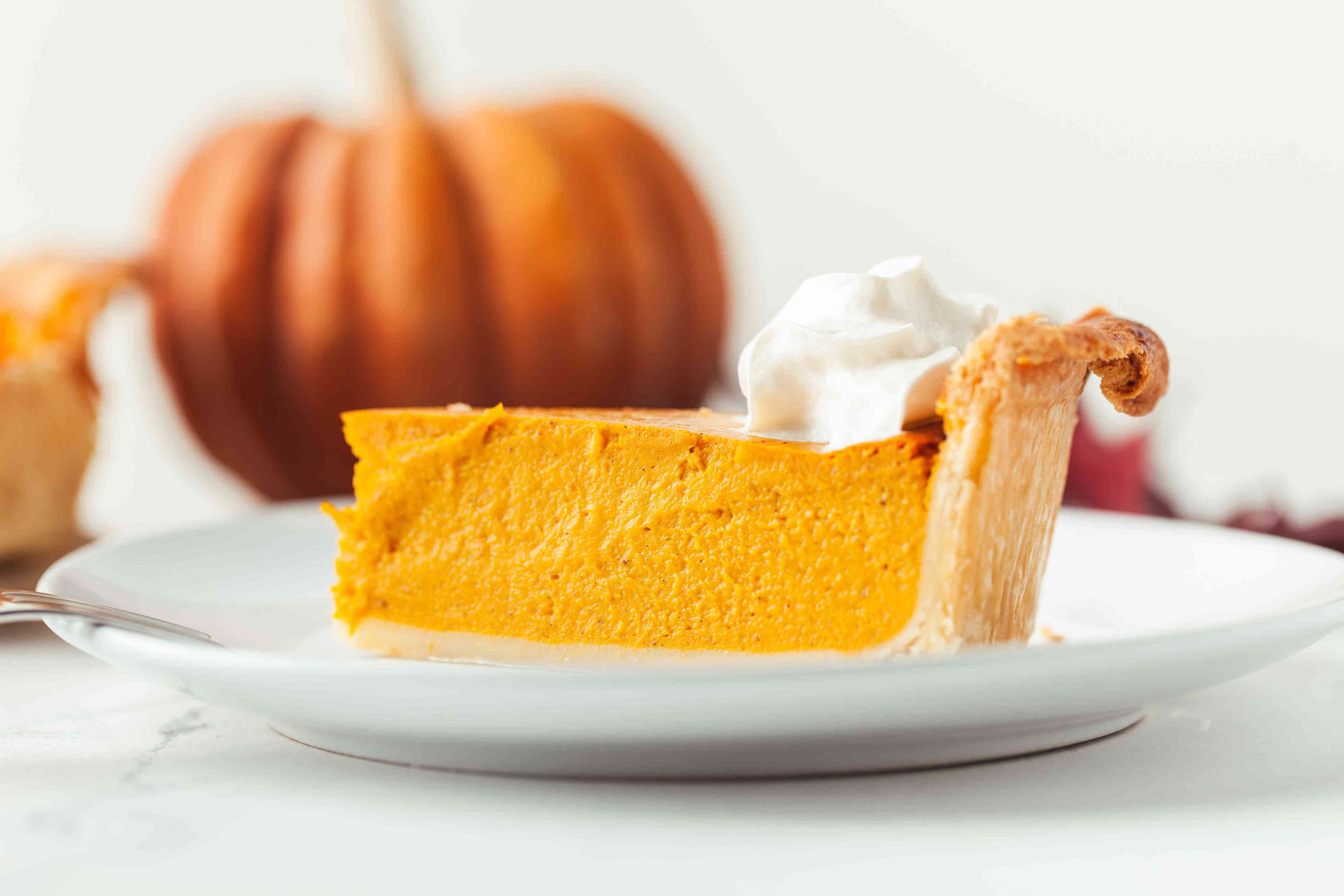I asked 4 experts to name the best store-bought pumpkin pie—they all ...