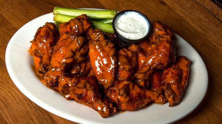 Where To Find The Best Chicken Wings In Every US State