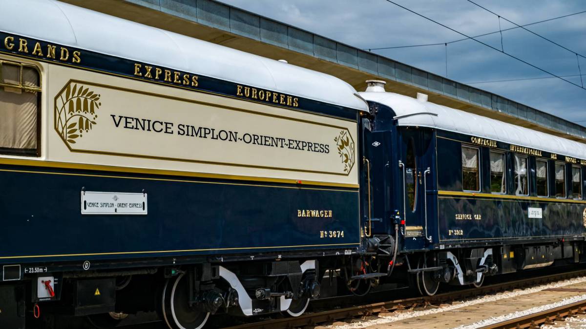 Luxury train from Italy to the French Riviera