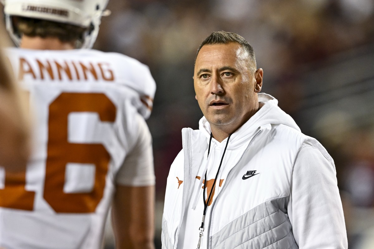 Steve Sarkisian Announces Arch Manning News