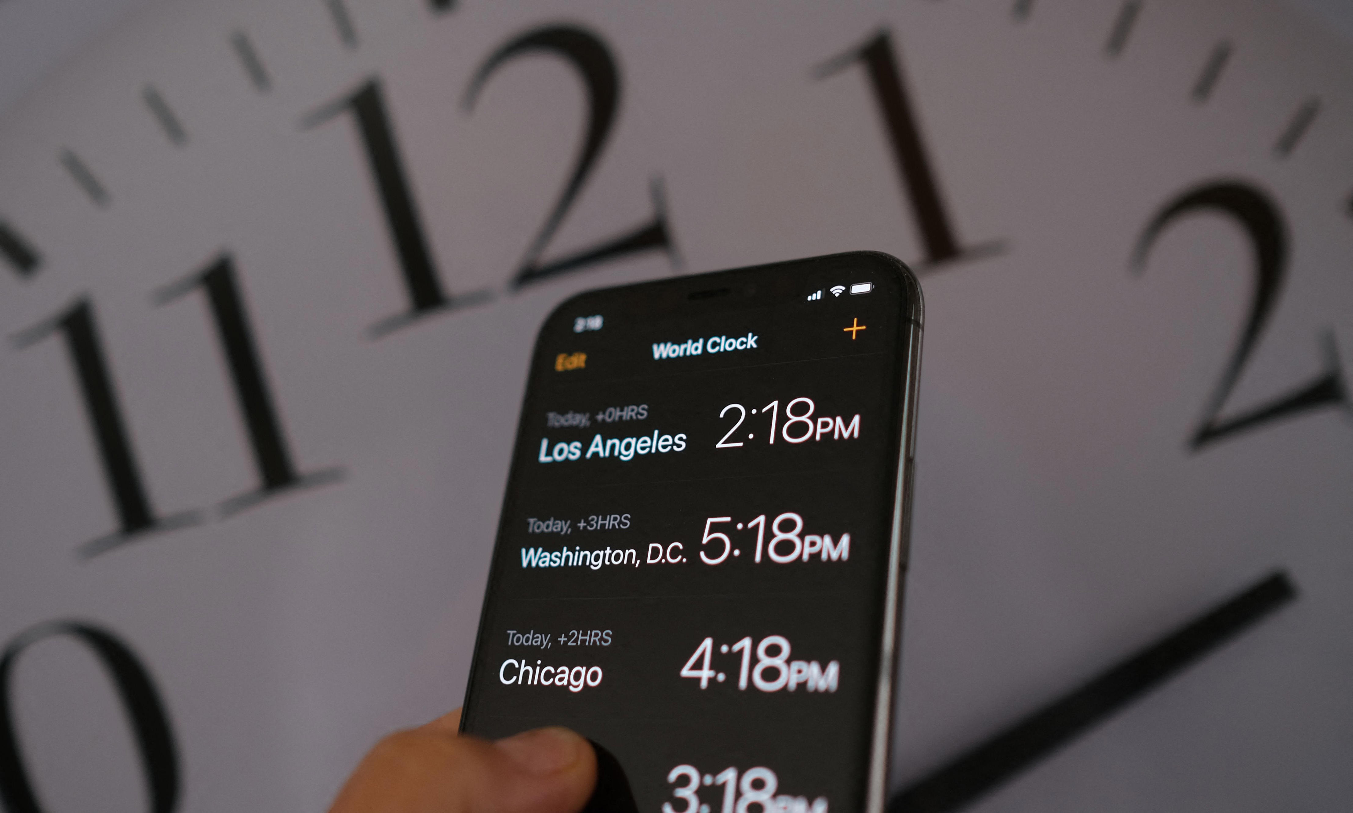 Don't forget! Daylight saving time ends Nov. 2; clocks 'fall back' overnight
