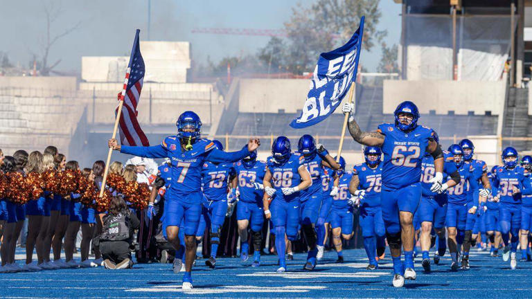 Boise State hosts Fresno State with a nation-best winning streak on the ...
