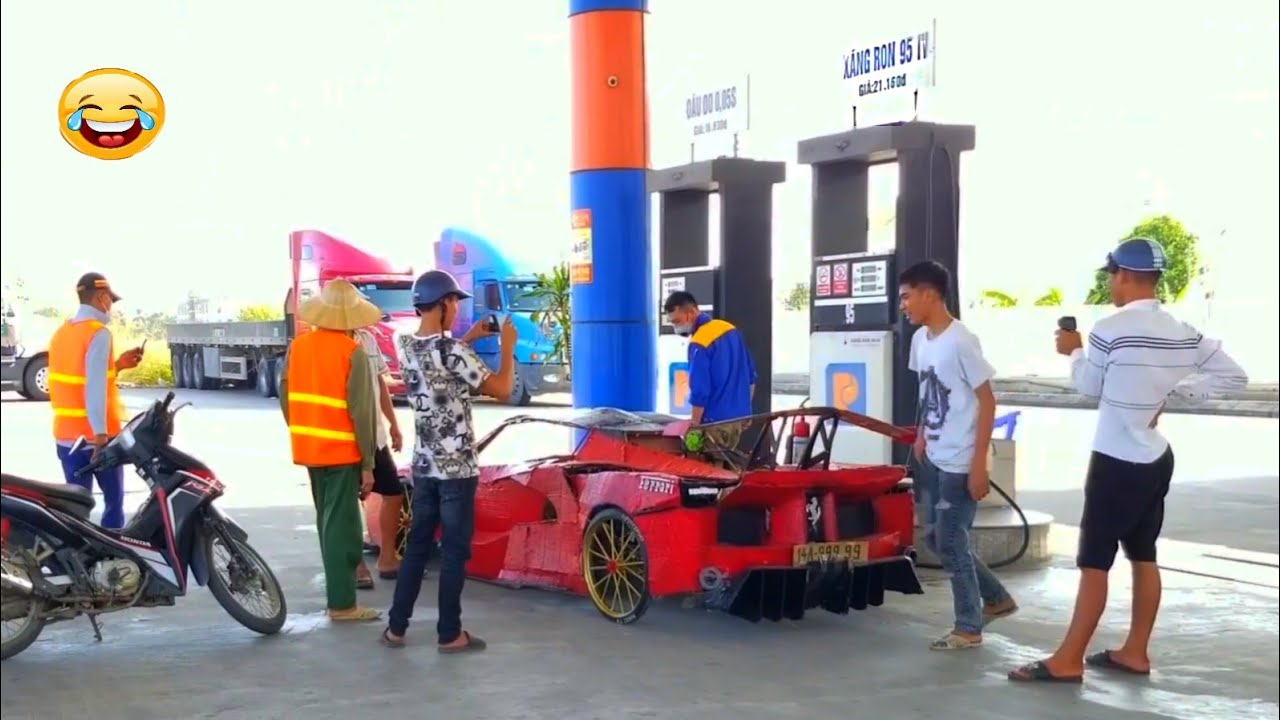 homemade-ferrari-goes-to-the-gas-station