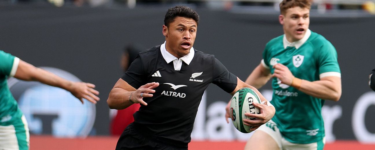 Ireland 13-26 New Zealand: All Blacks dominate second half for Chicago win