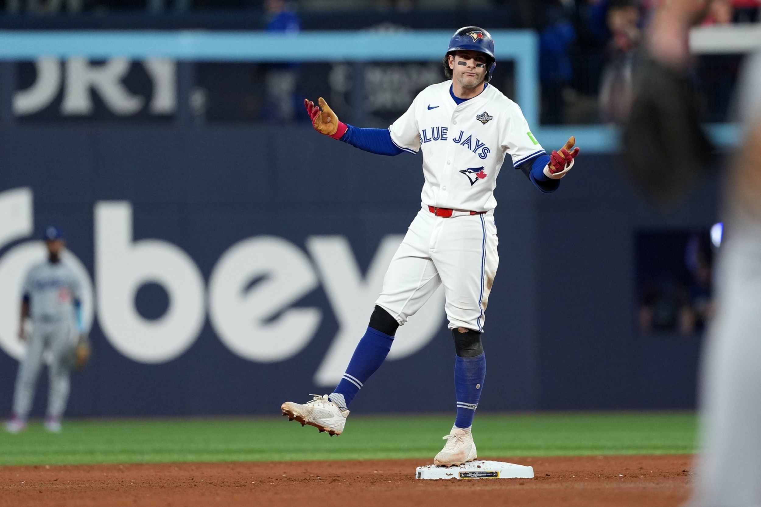 Blue Jays: Ernie Clement sets postseason record with 30th hit