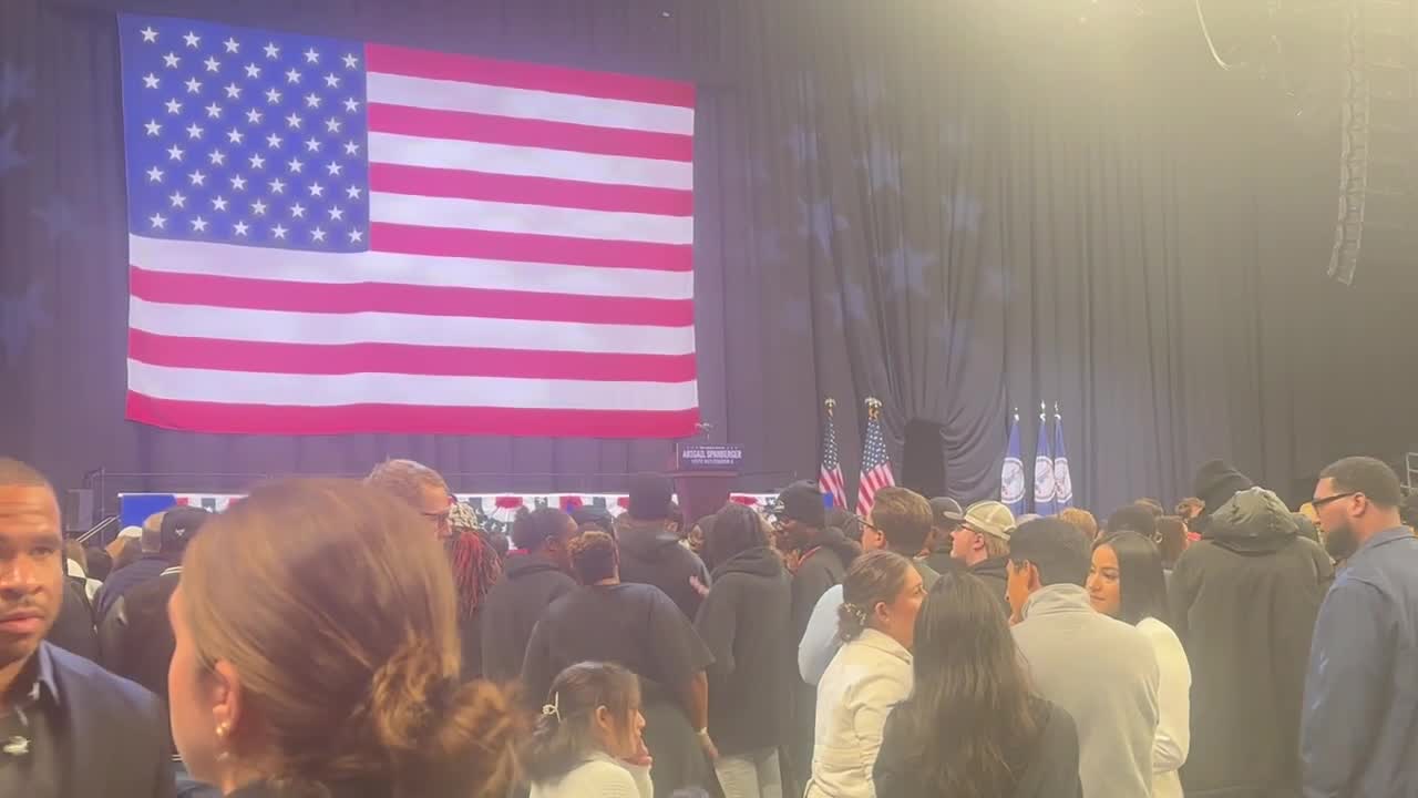 Chartway Arena fills up ahead of Spanberger/Obama rally in Norfolk