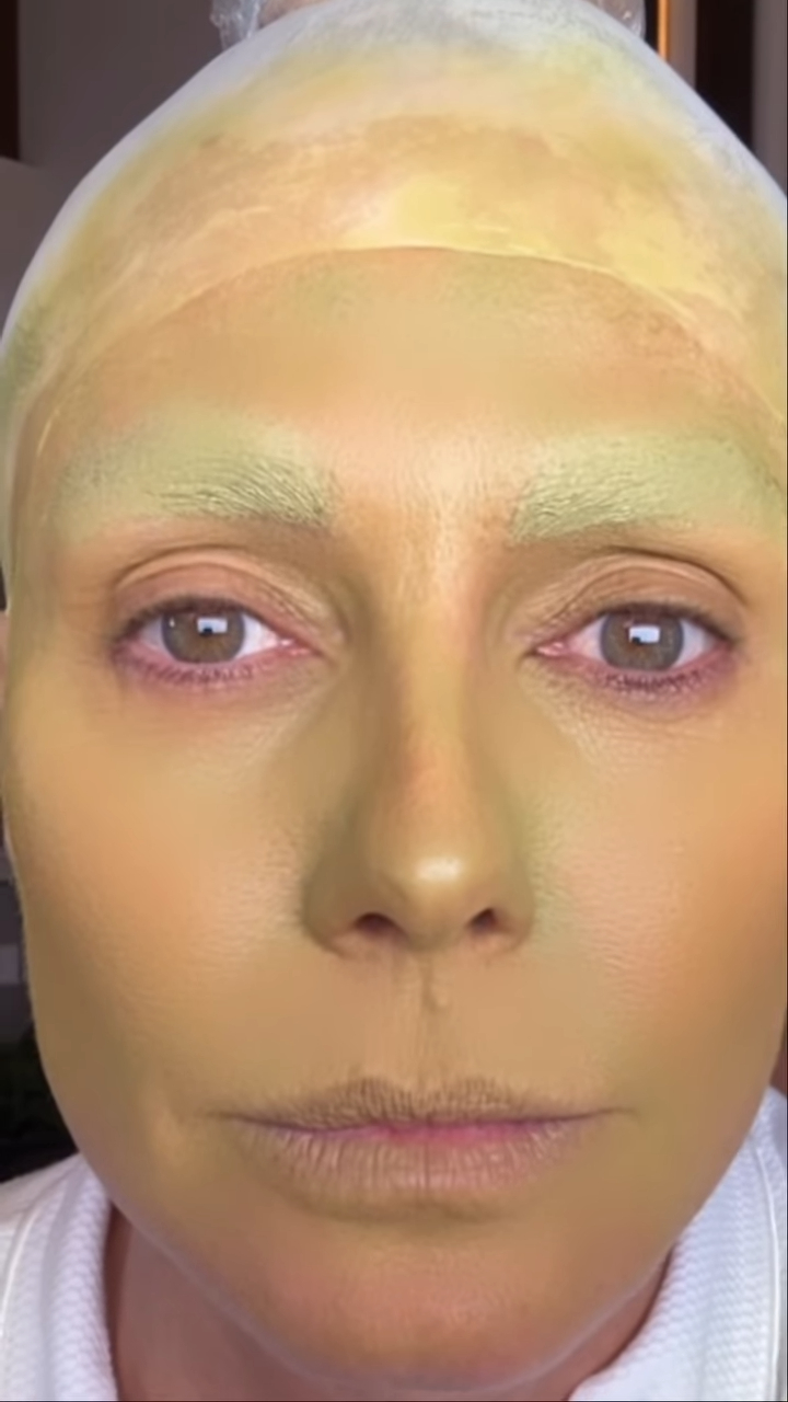 The supermodel said she prepared for the big reveal for 10 hours. Heidi Klum/Instagram