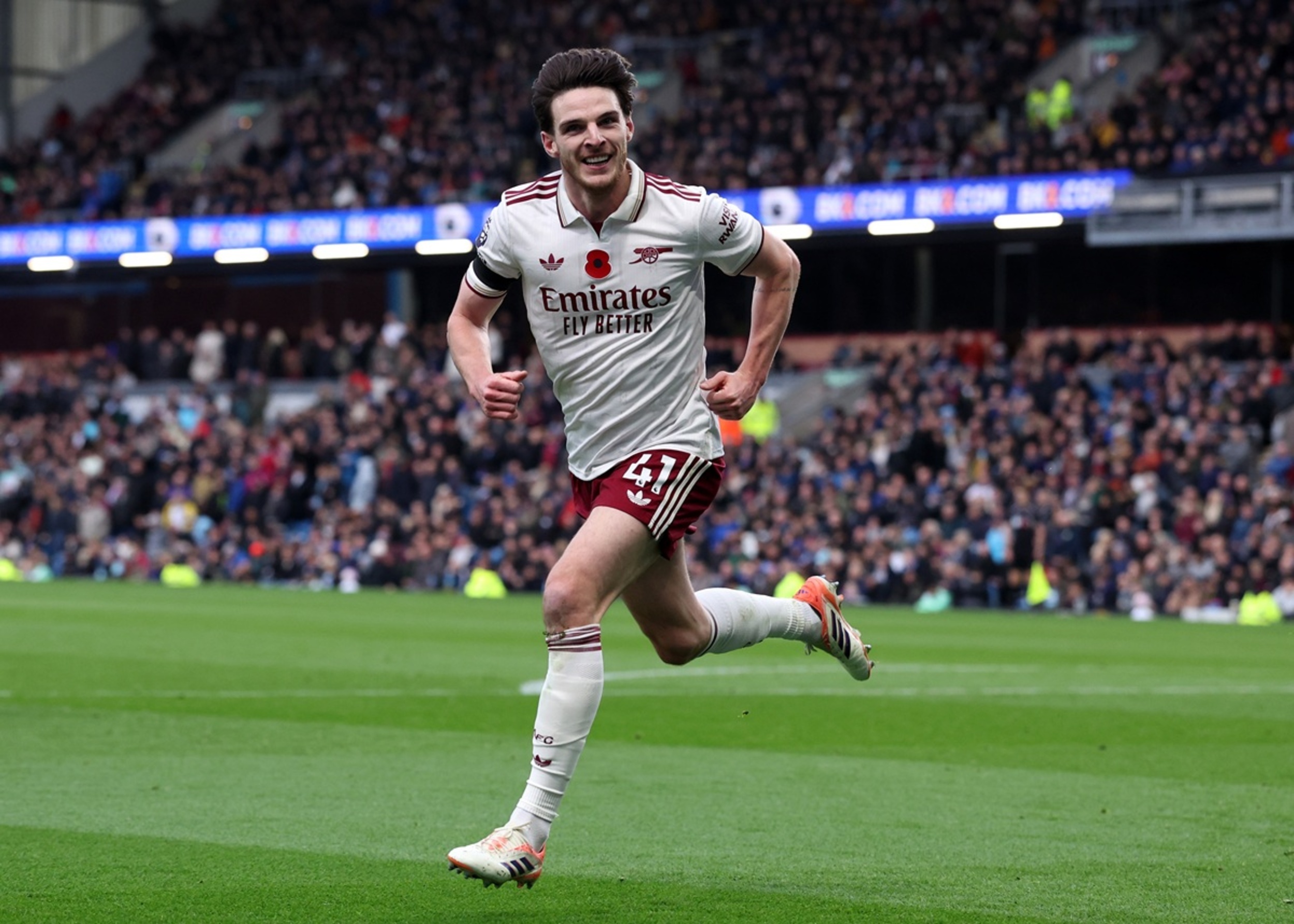 A sole Gunner earns praise for performance in Arsenal's drab stalemate ...