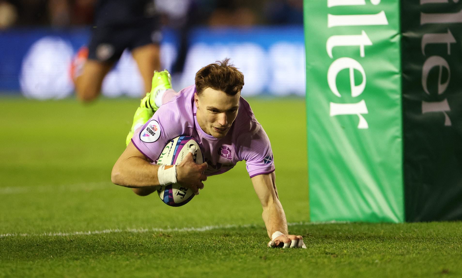 Americans have no answer to the power of Scotland... Townsend's men run ...