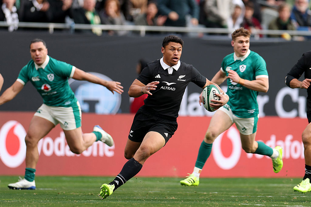 All Blacks cut loose in Chicago revenge mission