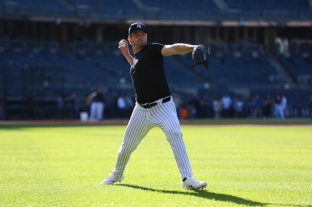 AA1PE367 Cole Makes Progress in Tommy John Recovery