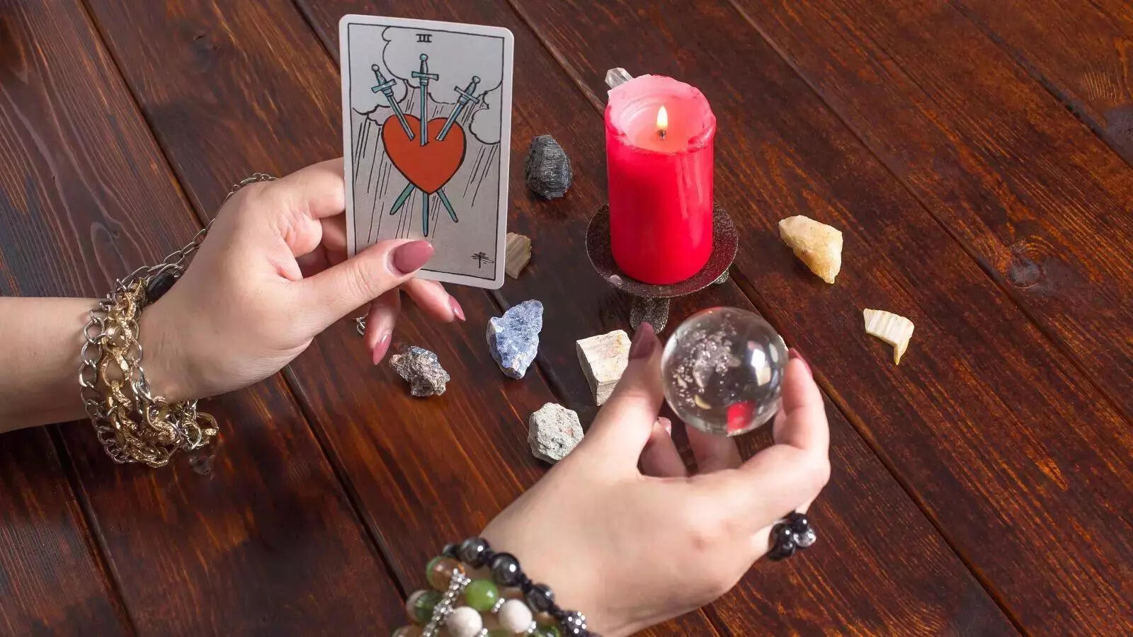 Weekly Tarot Cards Predictions, November 3-9, 2025: The Cards Warn of ...