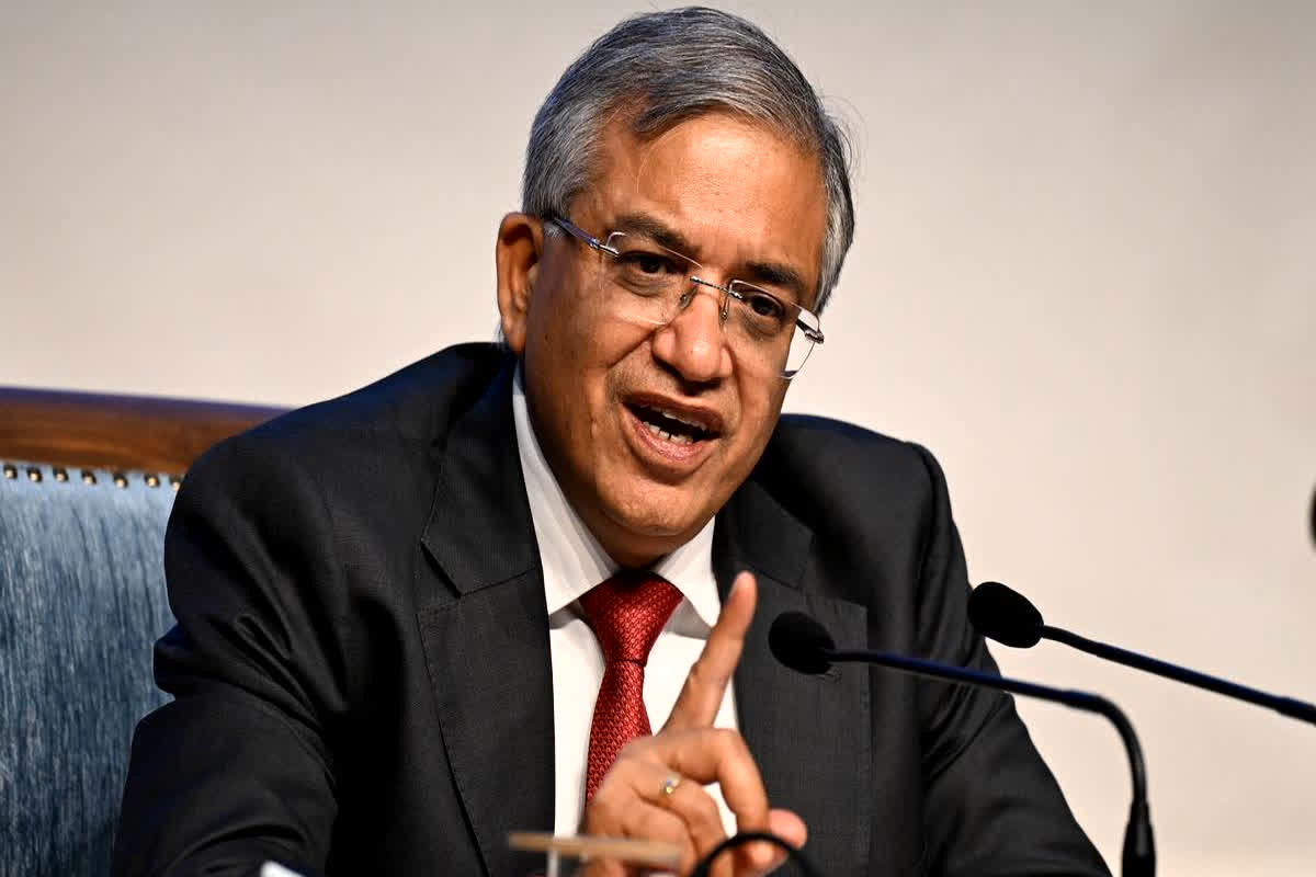 Congress leader demands probe into Election Commissioner’s 2006 tenure