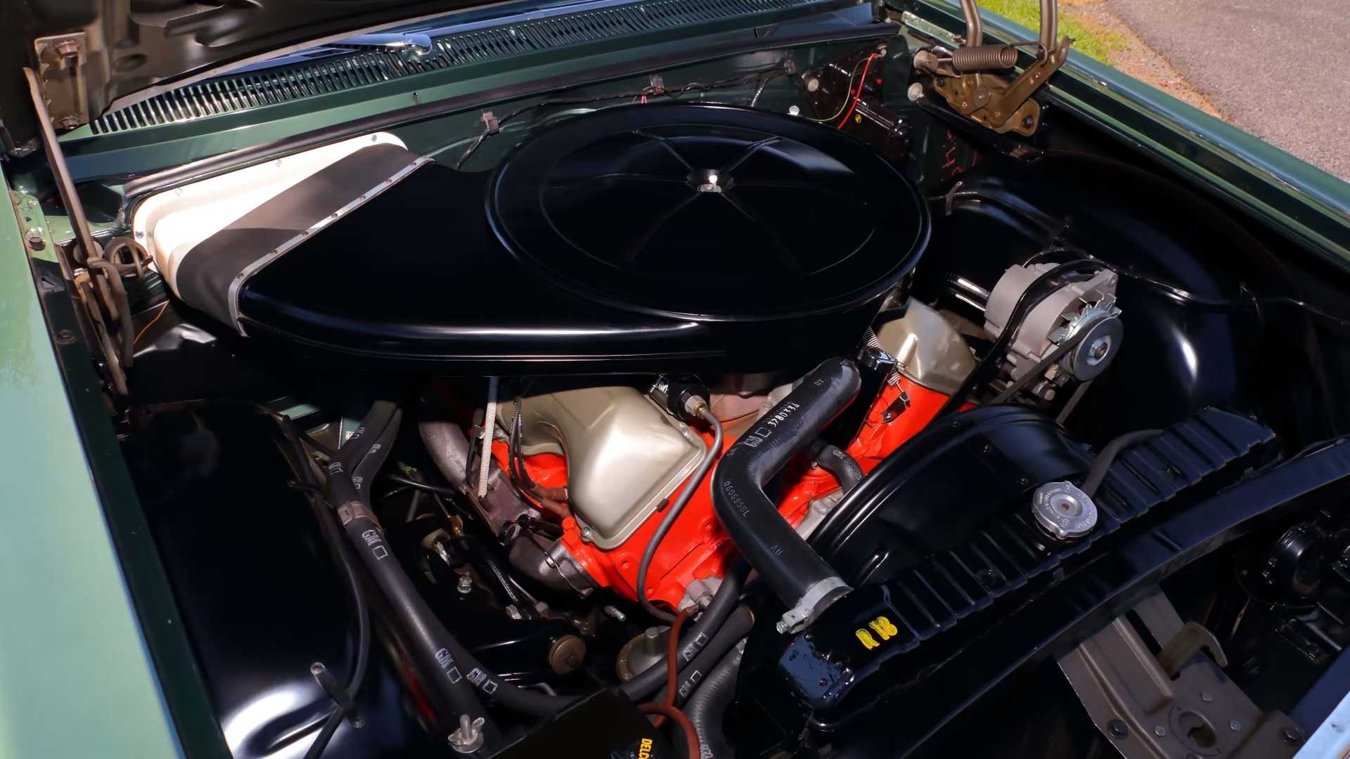 Green 1963 Chevrolet Impala Z11 engine