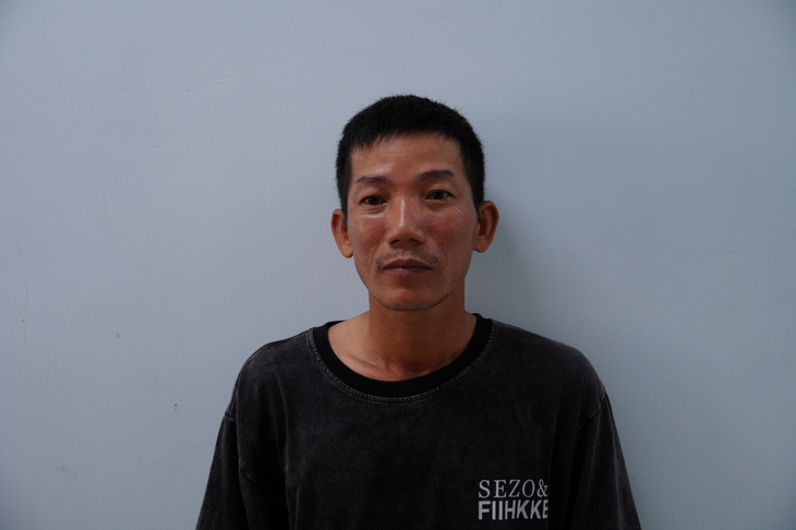 Bắt người đàn ông mời người phụ nữ mua vé số để cướp tiền rồi đâm 2 người trọng thương