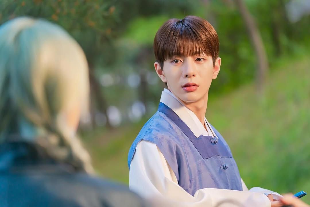 7 Bisnis yang Membuat Geu Rin Tetap Dekat dengan Koo Seon Hoo di Spirit Fingers