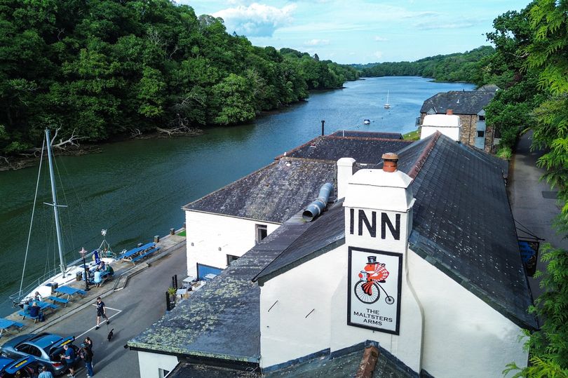 The good times are back at Keith Floyd's old pub in Devon