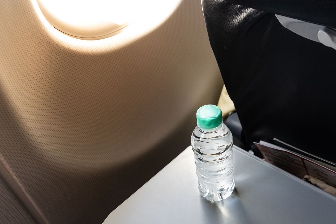 AA1PEuZp Dermatologists Reveal the One Pre-Flight Step Travelers Miss