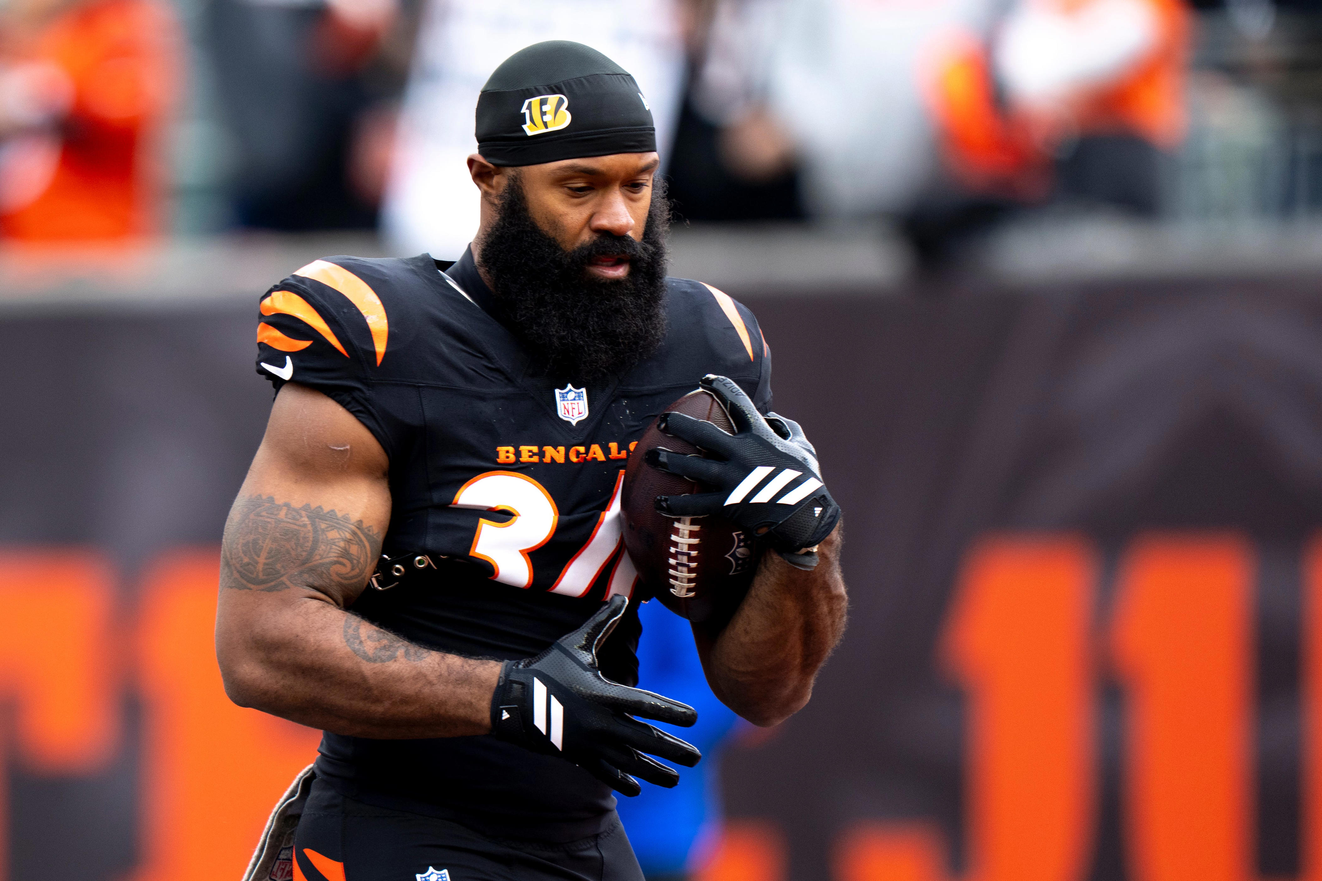 Samaje Perine exits game after ankle injury vs. Bears