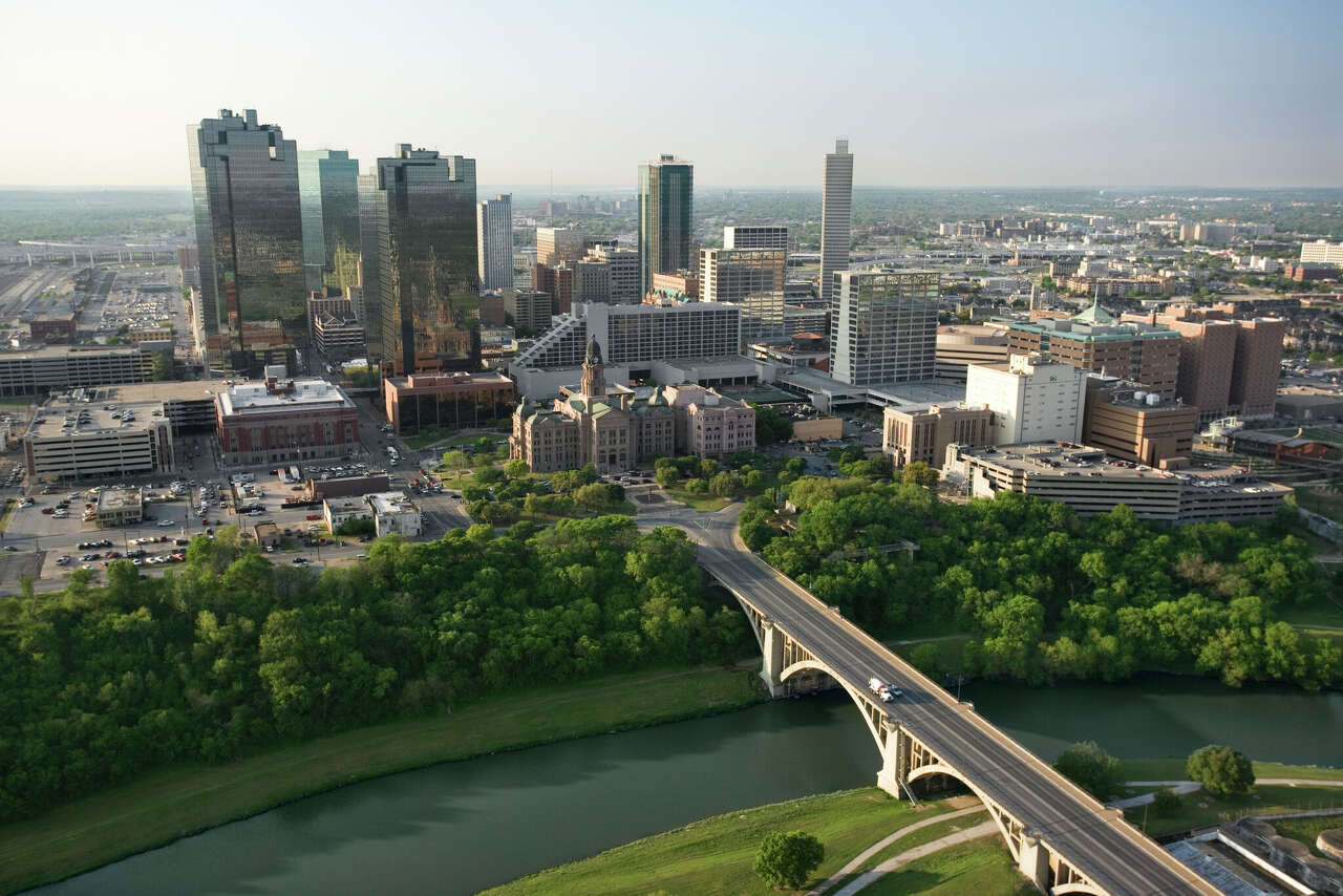 Texas TV news anchor laid off amid Paramount's nationwide cuts