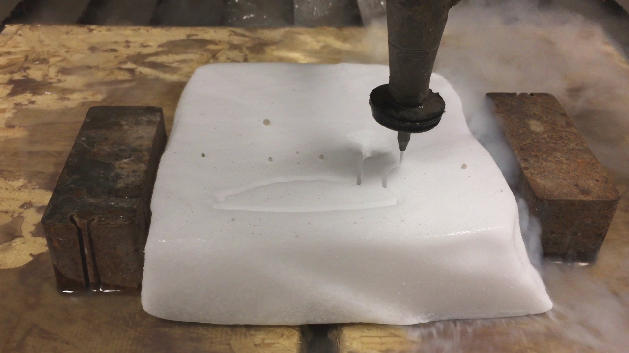 Dry ice vs 60,000 PSI waterjet - Dry ice experiments - Waterjet cutting ...