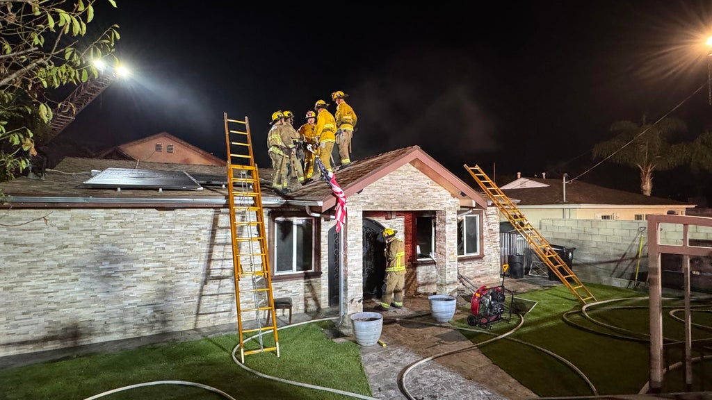 2 dead, 5 hospitalized after fire breaks out at Sunland home