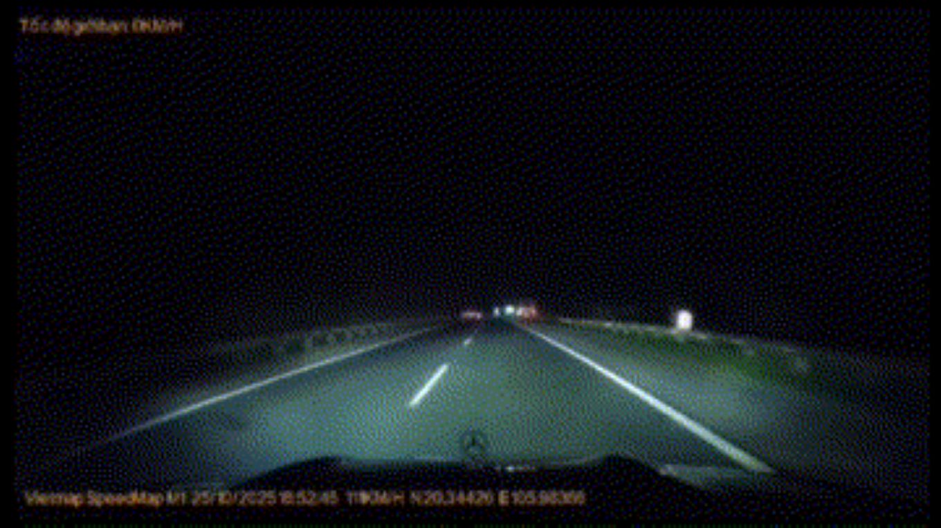 Tài xế bị phạt 5 triệu, trừ 2 điểm vì lái xe vào làn dừng khẩn cấp