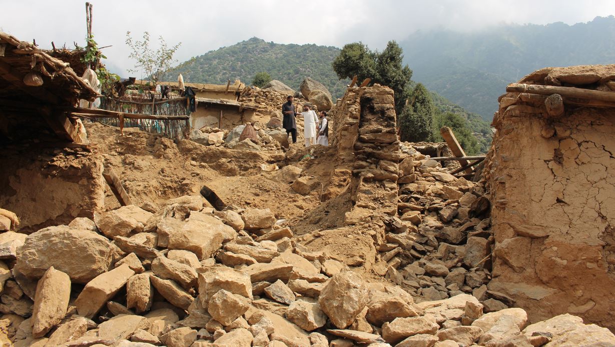 Xizmatkor bilan erotik jinsiy aloqa