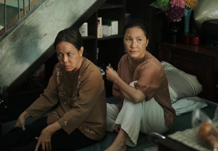 Độ giàu có của 2 nữ danh hài đóng phim điện ảnh đang gây sốt ngoài rạp