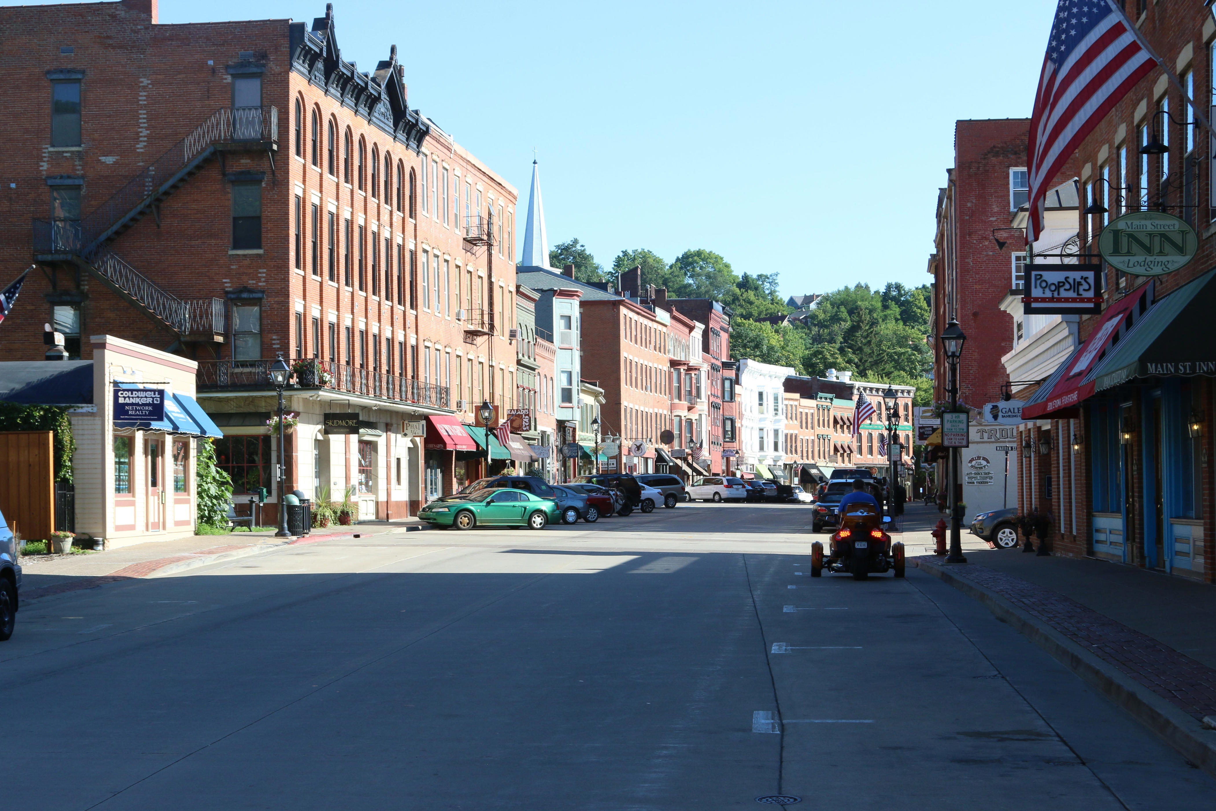 Galena and Geneva earn spots on best main streets for fall shopping