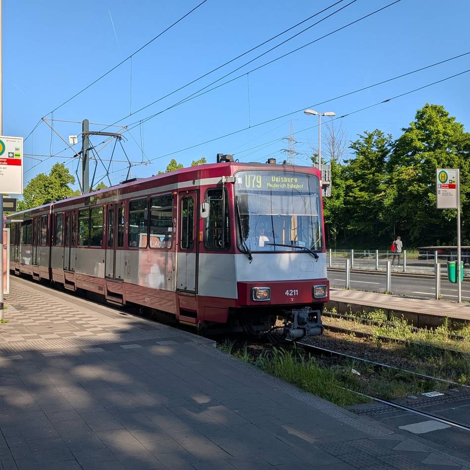 U72, U76, U79 und Autoverkehr von Gleisarbeiten betroffen
