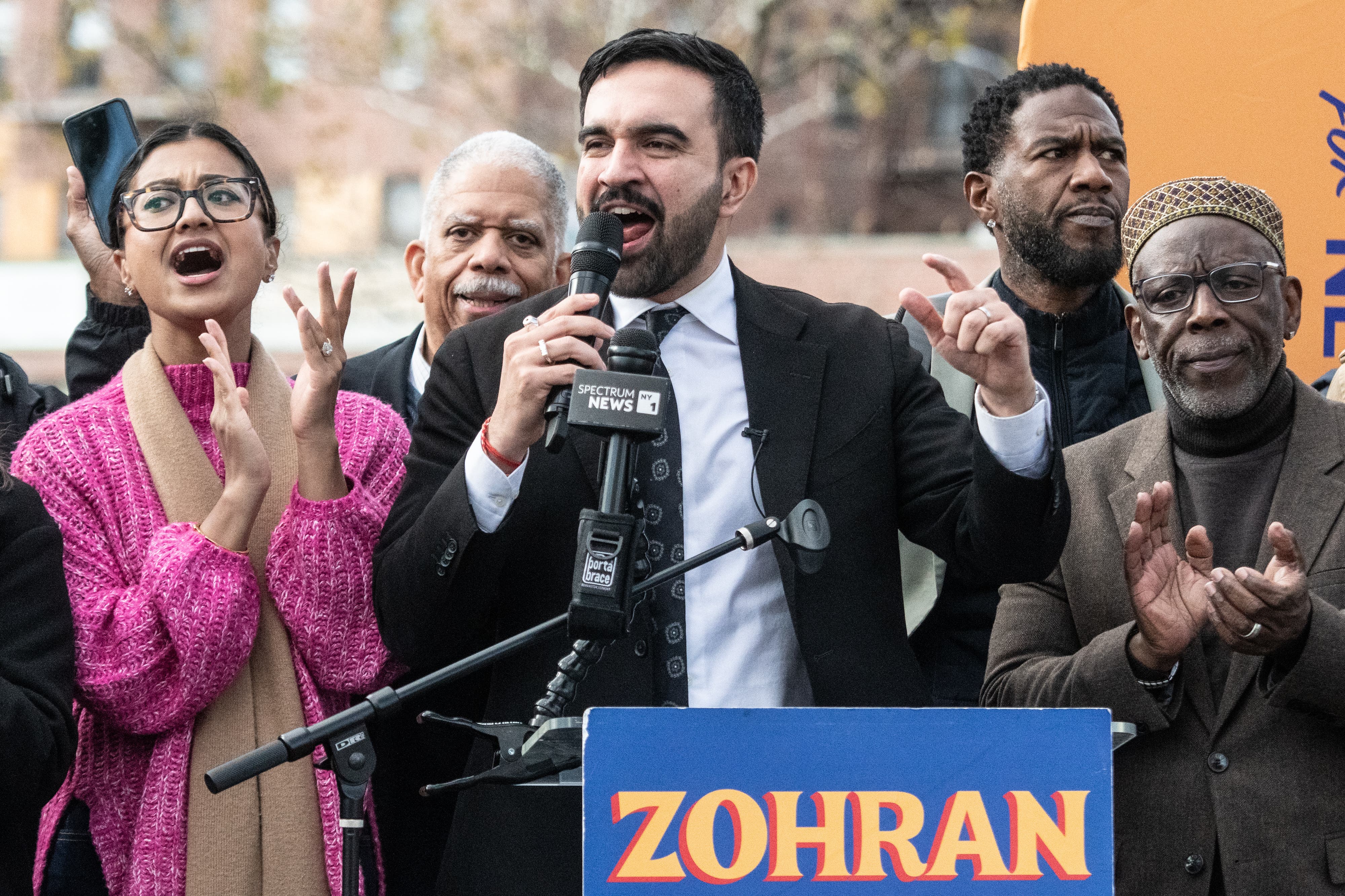 Trump threatens to withhold federal funds if Mamdani wins New York election