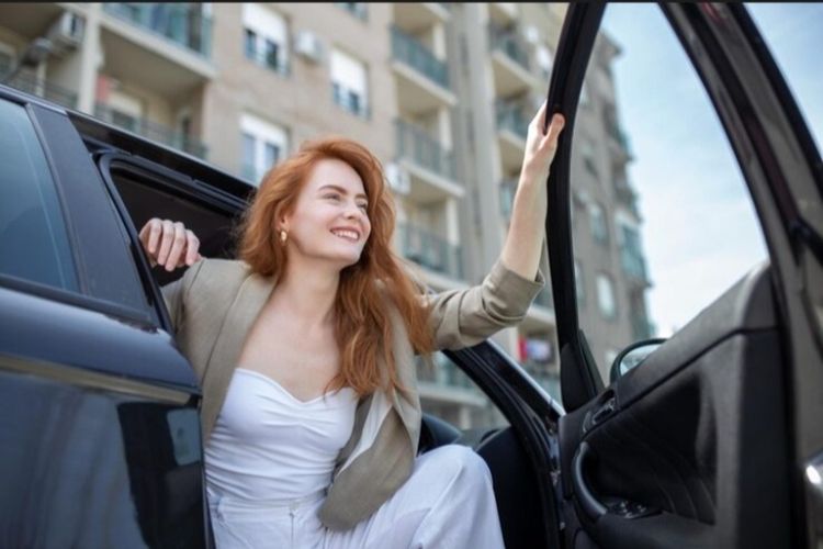 Prediksi finansial melejit! 8 shio ini akan jadi orang kaya tahun 2026