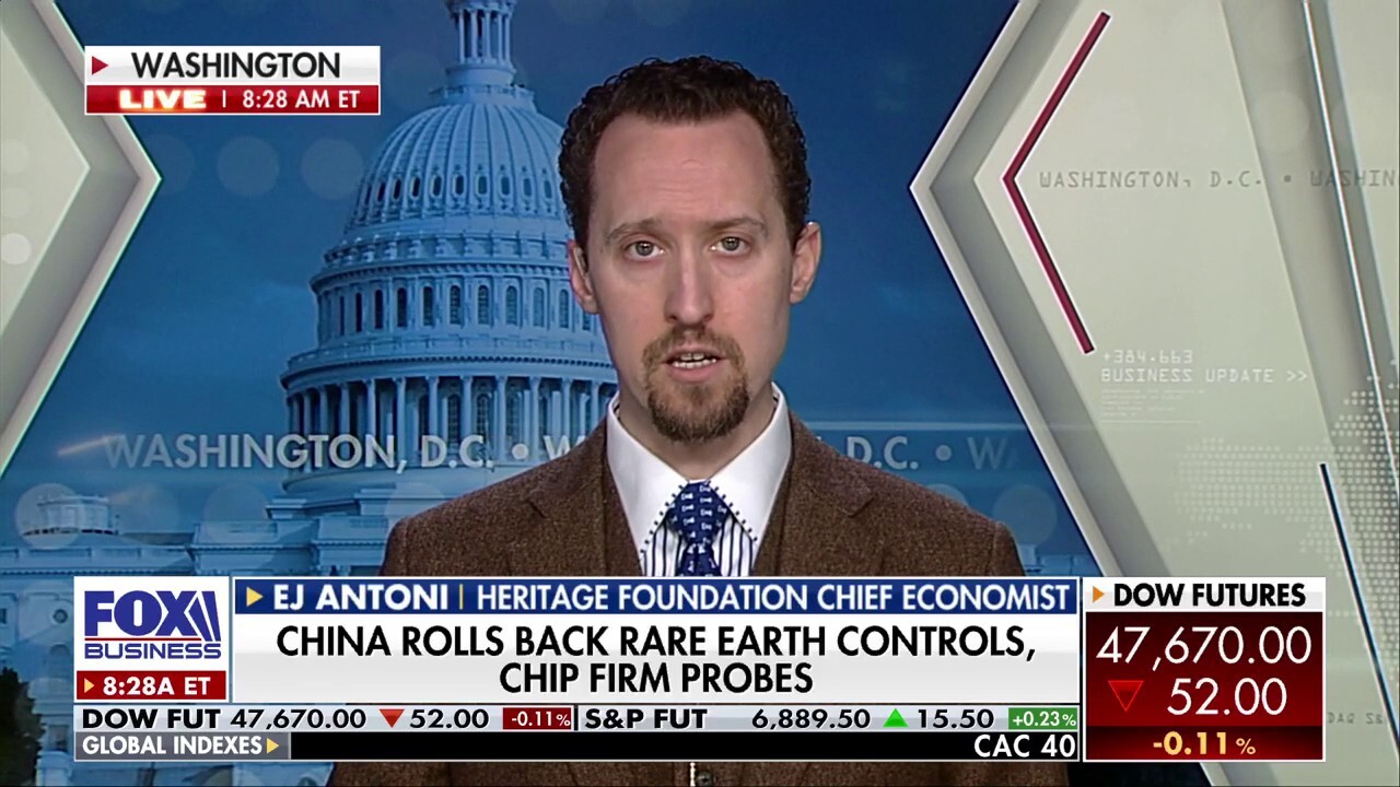 Economist warns Democrats are boxed in as Trump holds shutdown leverage