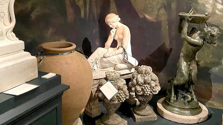 15 Vintage Decor Items That'll Instantly Elevate Your Home — And Never ...
