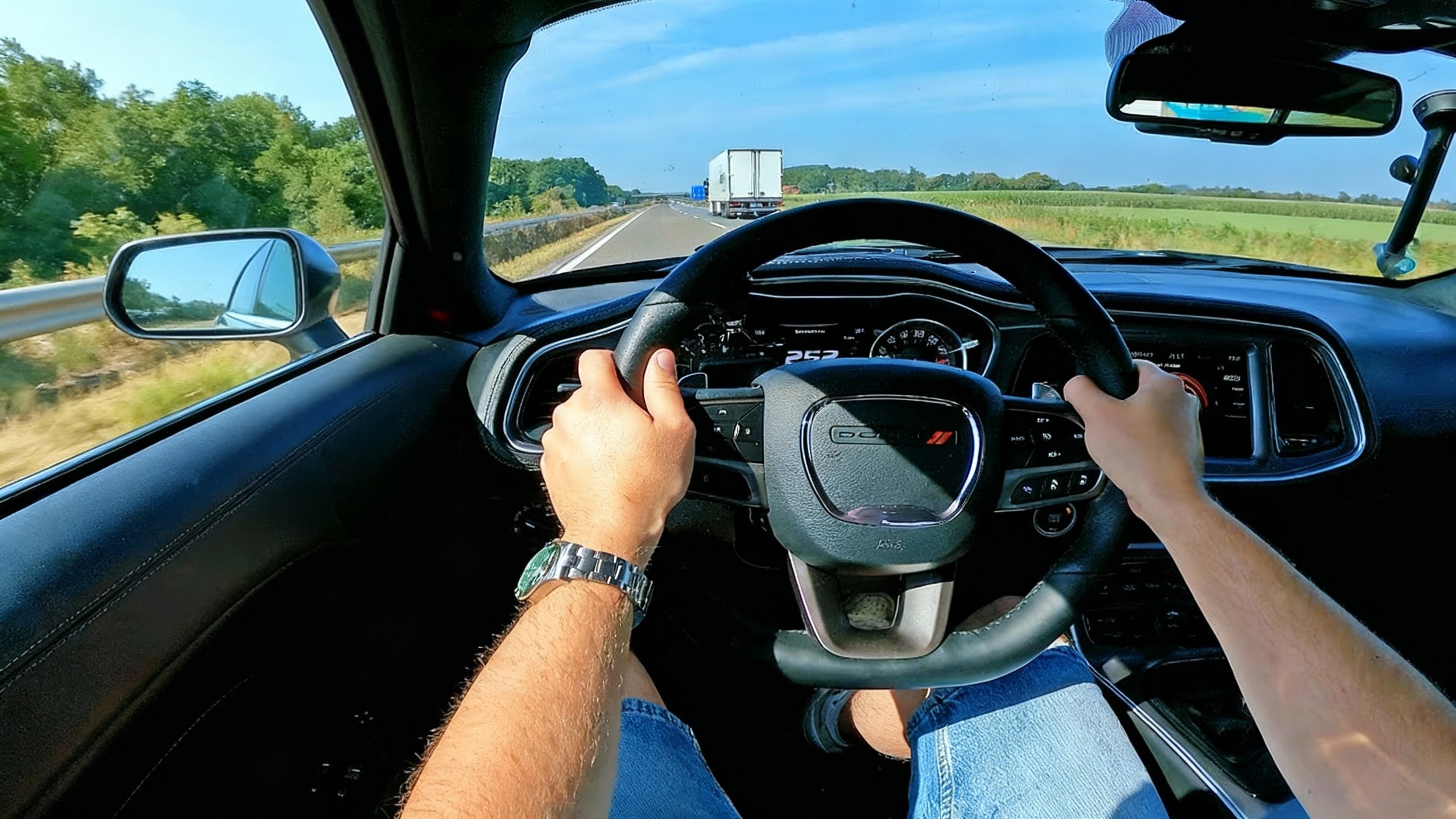 Challenger 392 V8 – No Speed Limit Autobahn Run!