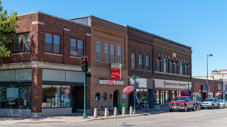 Minnesota's Underrated City Surrounded By Lakes And Countryside Boasts ...