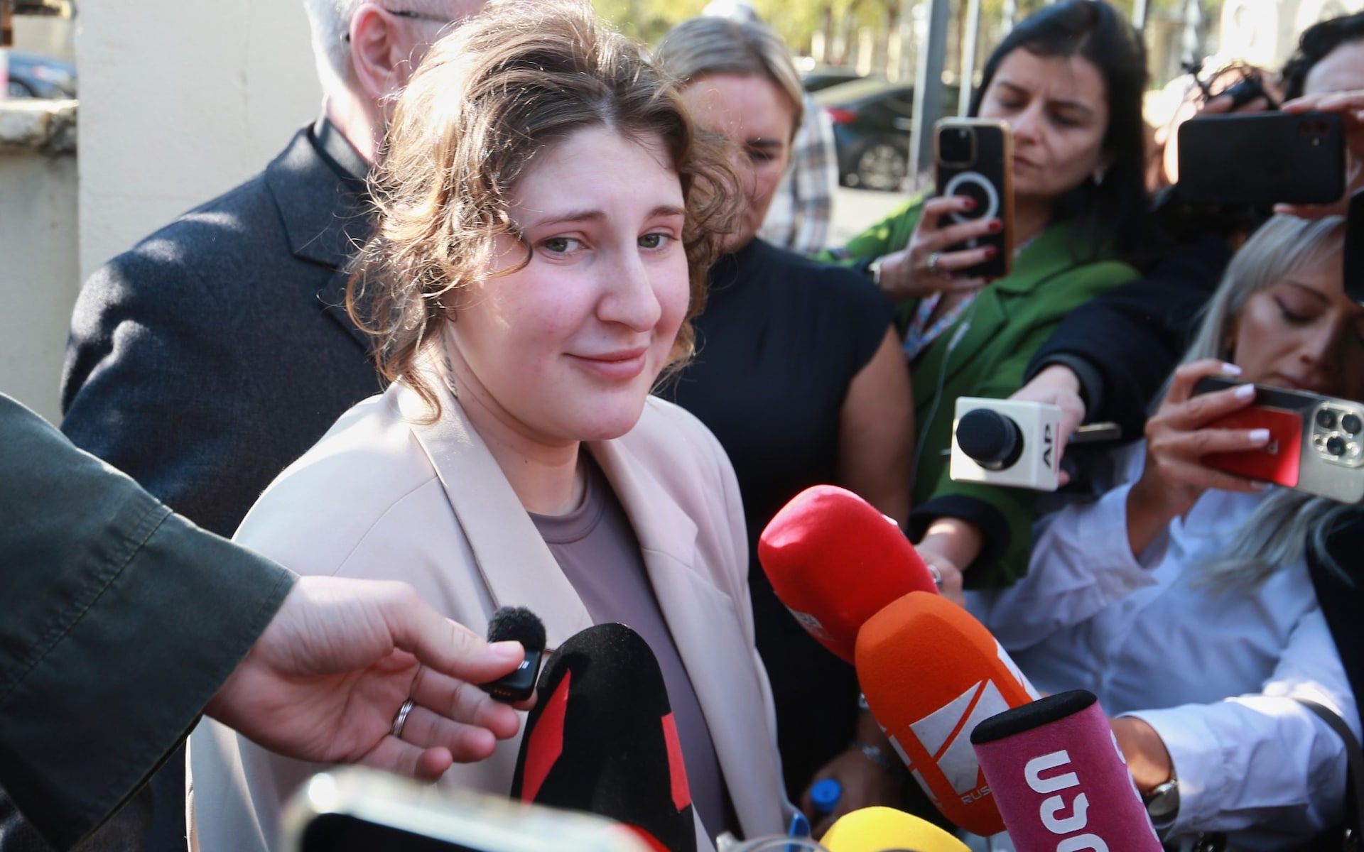 Pregnant British drug mule Bella Culley freed from Georgia prison
