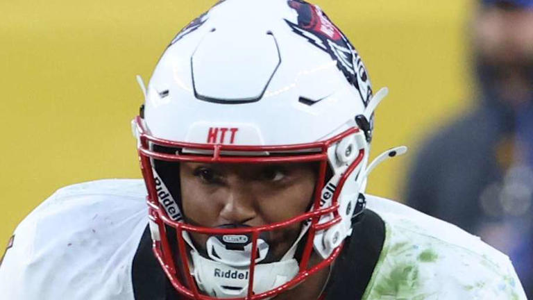 Duke Scott Shines as NC State Stuns No. 8 Georgia Tech