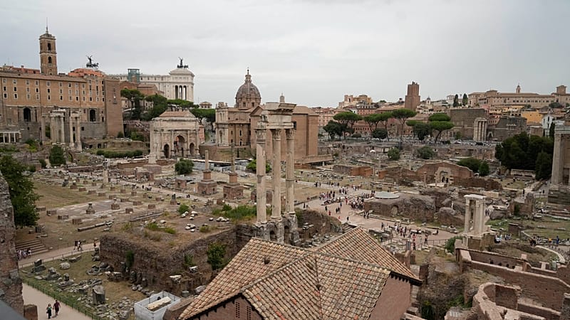 Effondrement de la Torre dei Conti à Rome, un ouvrier roumain décédé