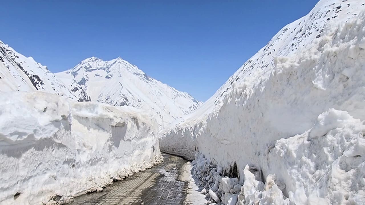 Nepal avalanche 7 climbers, including 5 foreigners, confirmed dead