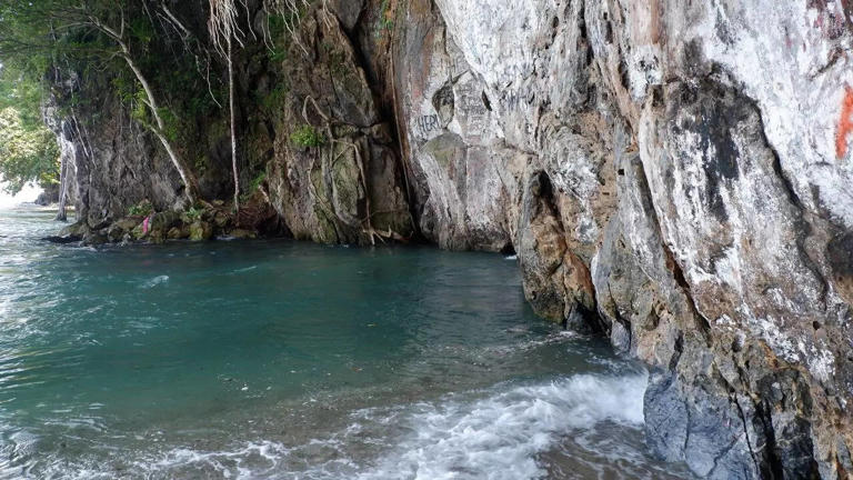 10 of the world’s shortest rivers; some less than 100 metres long