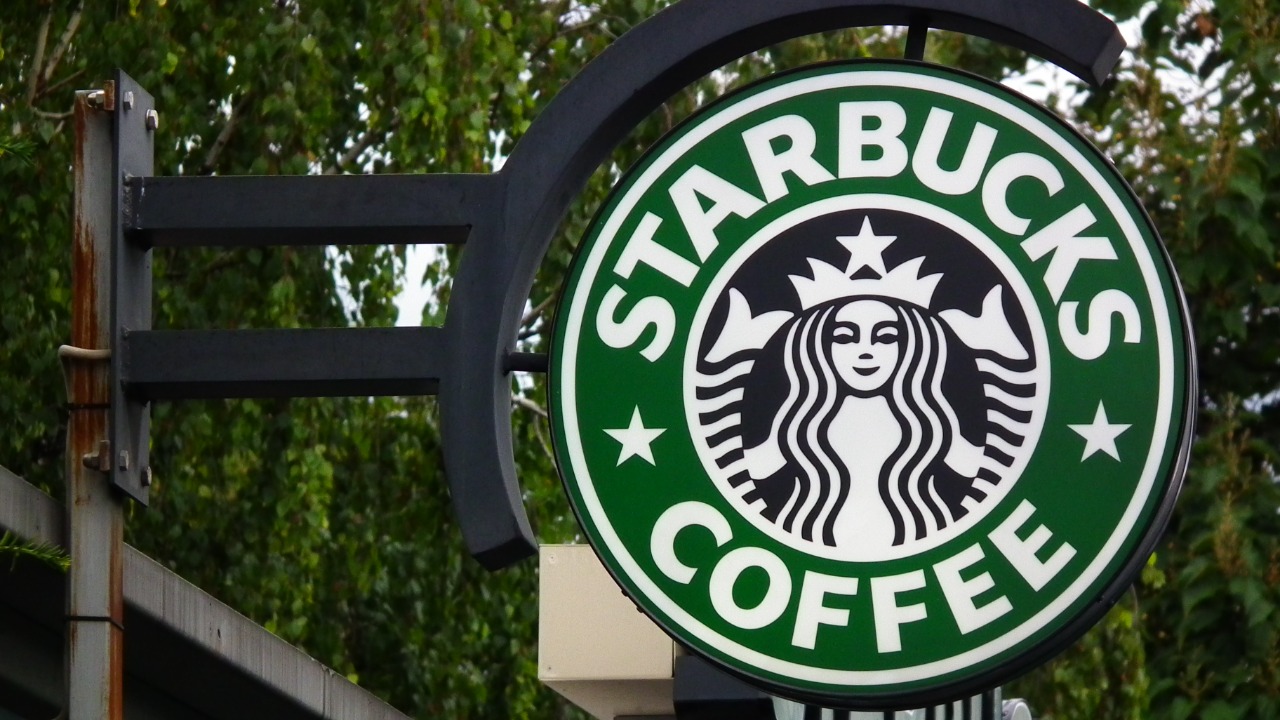 Starbucks, Minecraft, and Xbox all crash—here’s what we know