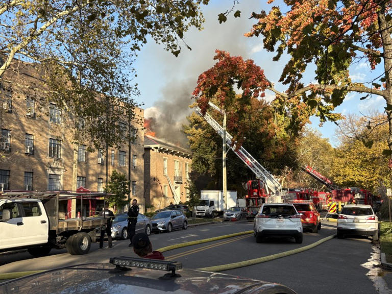 Historic downtown Columbus building catches fire