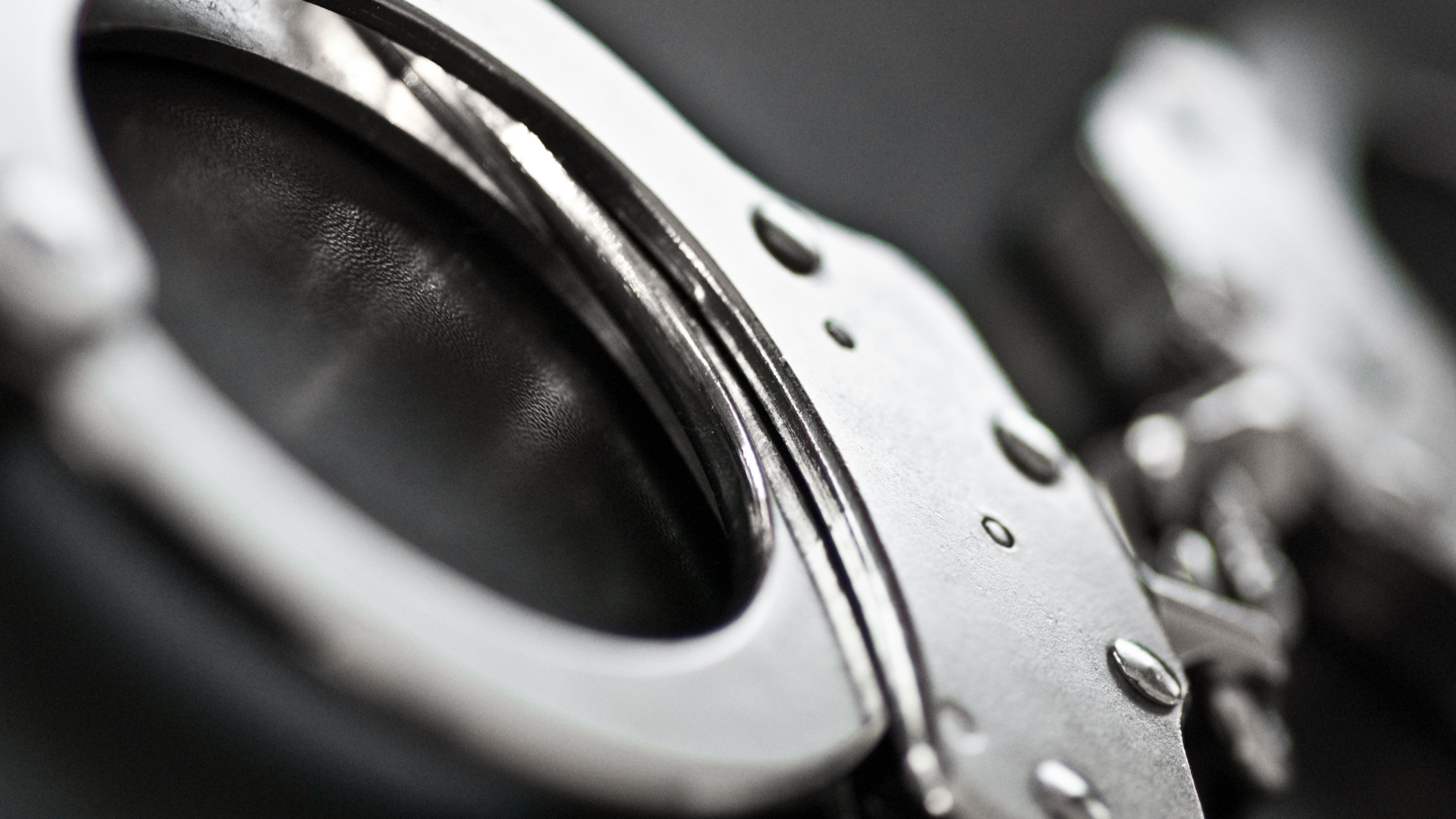 Adolescente denuncia días de cautiverio y agresión sexual en Delaware ...